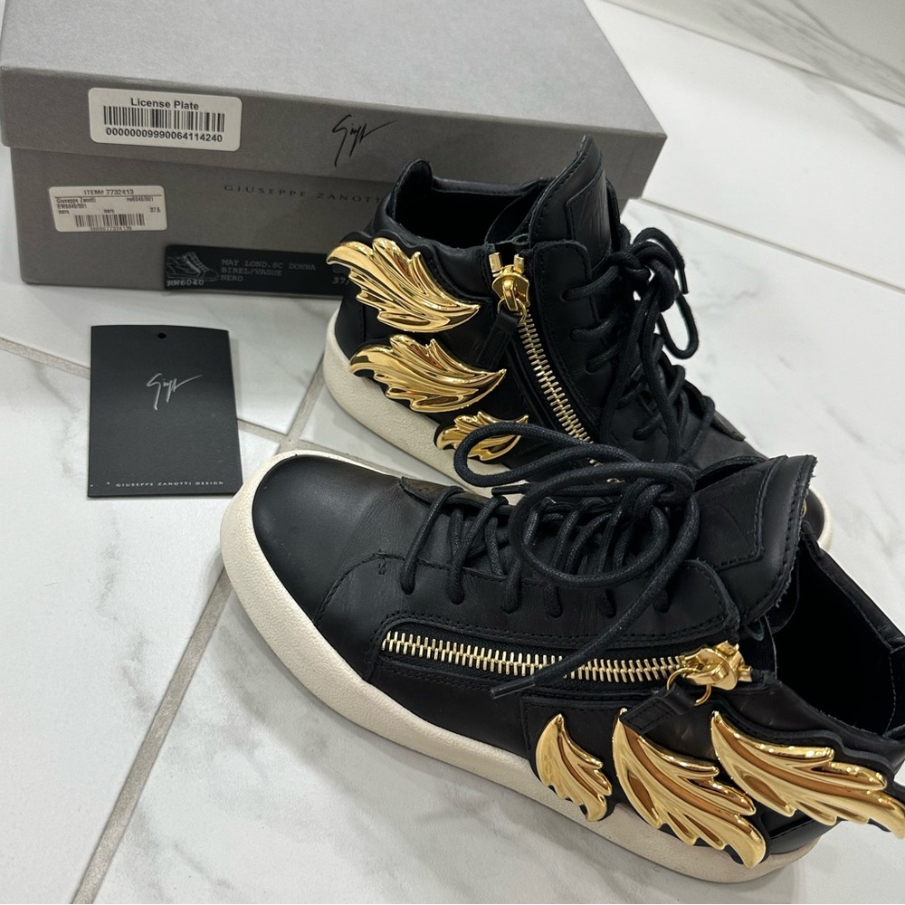 Giuseppe Zanotti high top wing sneakers